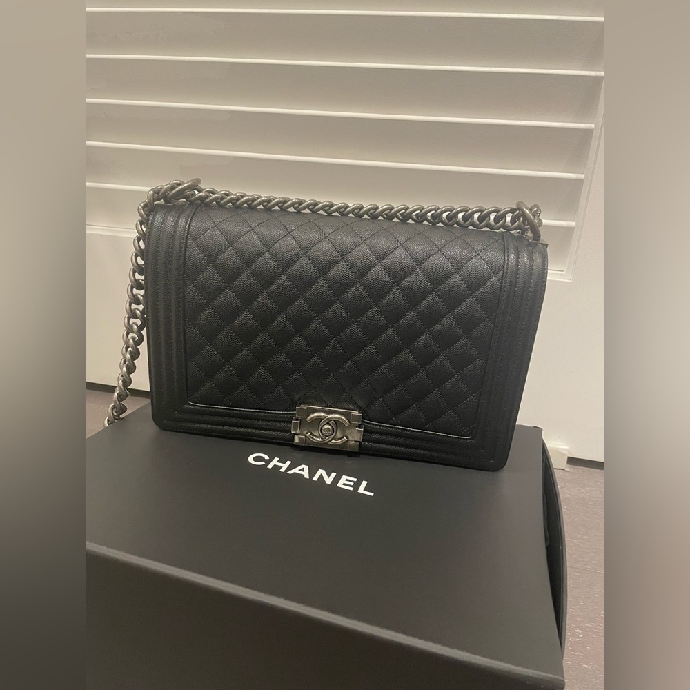 Chanel boy bag new medium